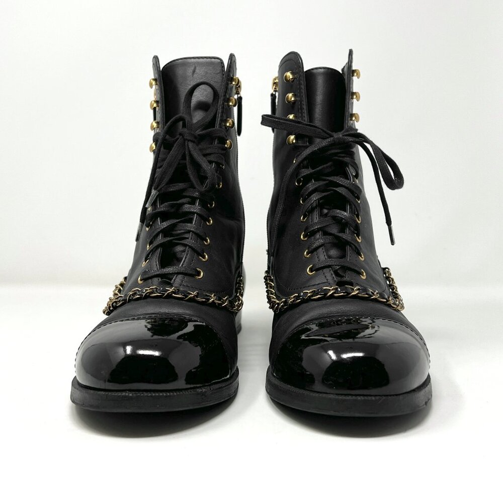 Chanel Lace‑Up Leather Boots Black/Gold Chain Patent Toecap Size 41 EU - Picture 5 of 10